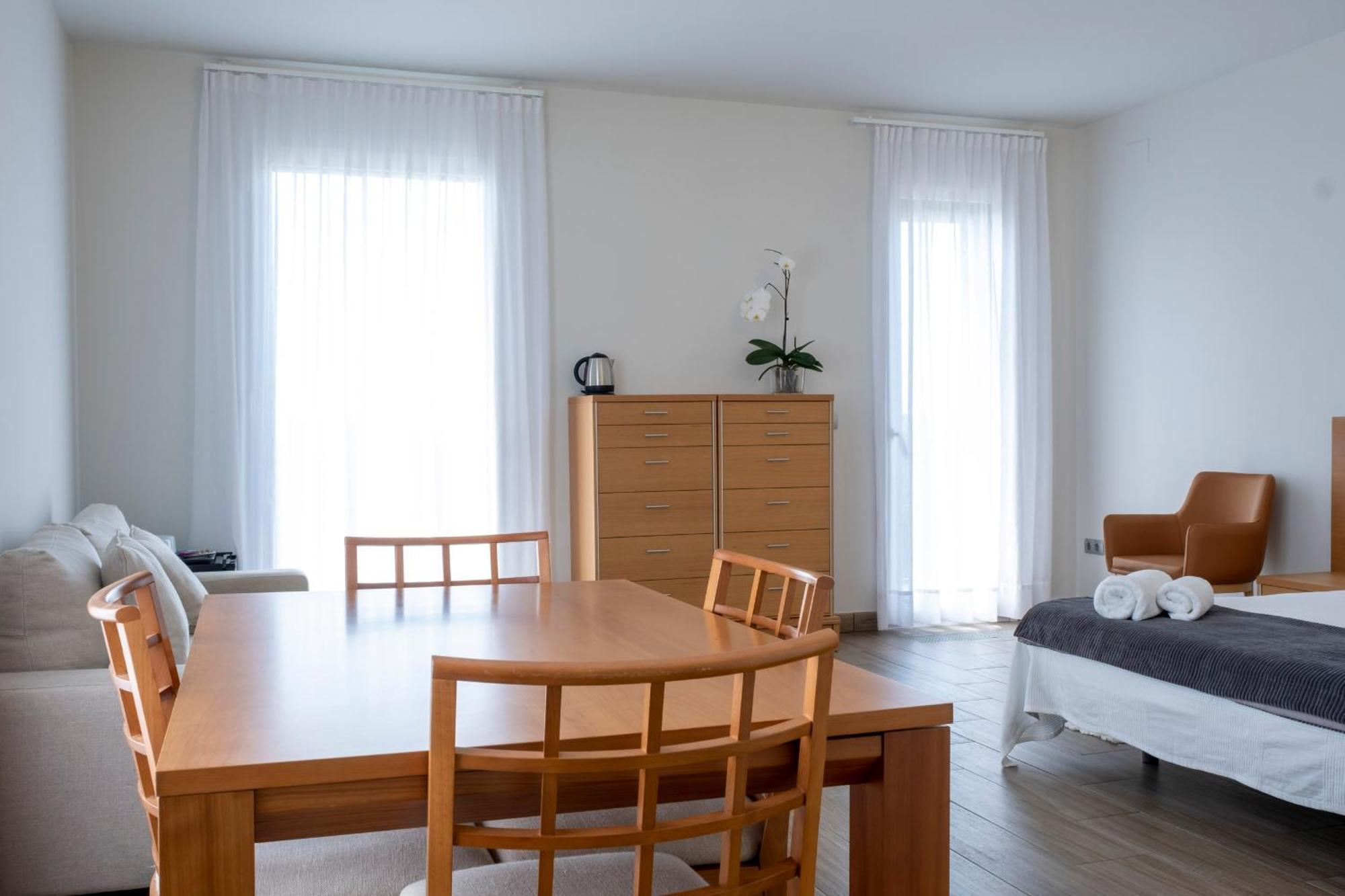 Hotel Campusphi Acebo Εξωτερικό φωτογραφία